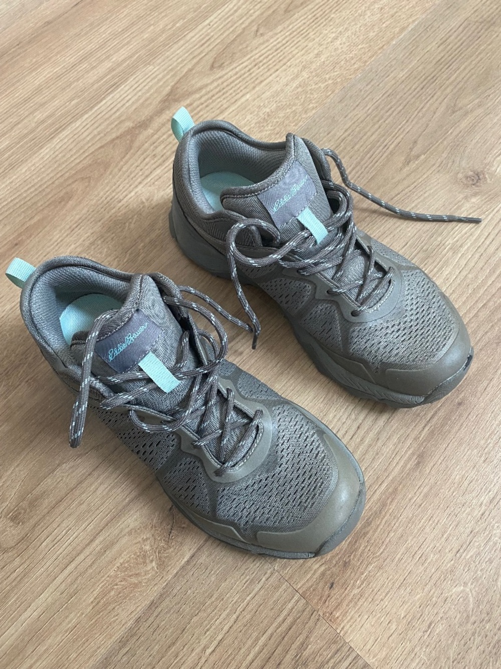 Eddie Bauer Hiking Athletic Sneakers, women’s 7